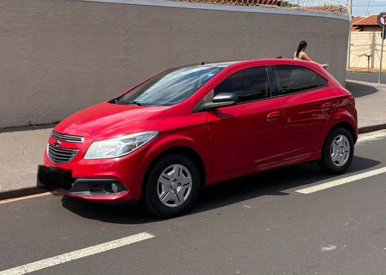 CHEVROLET ONIX 1.0 MPFI LT 8V FLEX 4P MANUAL